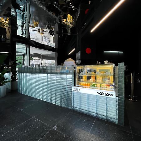 Weflow Youth Hostel - Shanghai People'S Square Jing'An Joy City Esterno foto